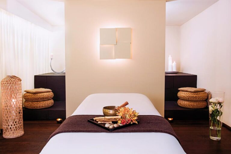 Ladies Drive No 65. Women Empowering Women. LABO Spa Zürich Ladies Drive No 65. Women Empowering Women. LABO Spa Zürich