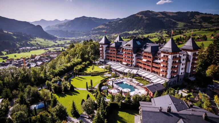 Ladies Drive No 66. Women Empowering Women: Alpina Gstaad Ladies Drive No 66. Women Empowering Women: Alpina Gstaad