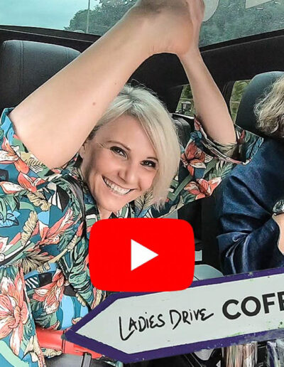 Car Yoga mit Luisa Rossi – Ladies Drive Coffee Run – S2E2