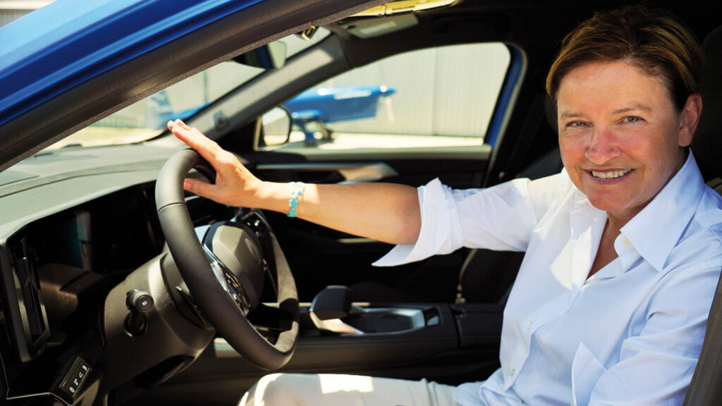 Ladies Drive No 67. Renault Rafale E-Tech Hybrid: Vom Himmelsstürmer zum Strassen-Coupé. Claudia Meyer