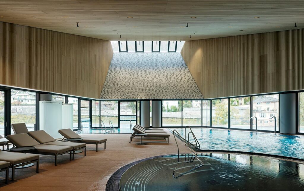 Ladies Drive No. 72. Therme FORTYSEVEN