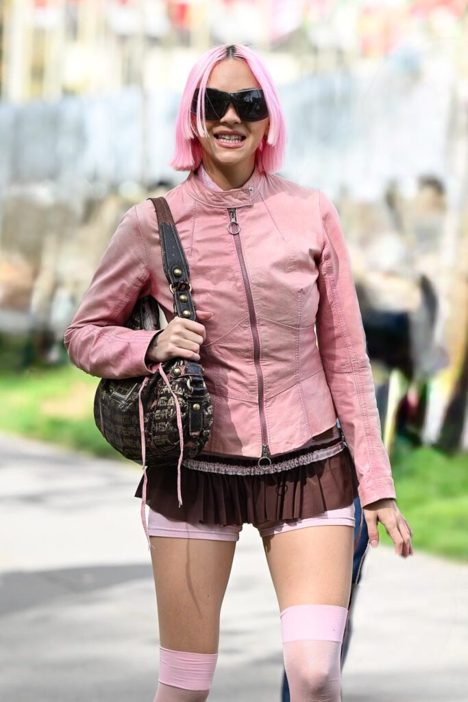 Ladies Drive Magazine. 10 of the Hottest Street Style Trends for 2025/2026. Pink. Photo: Yvonne Aeberhard Stutz