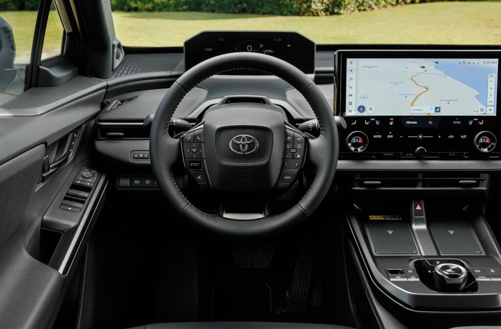 Ladies Drive No. 73. Toyota bZ4X: Taiyō no ki