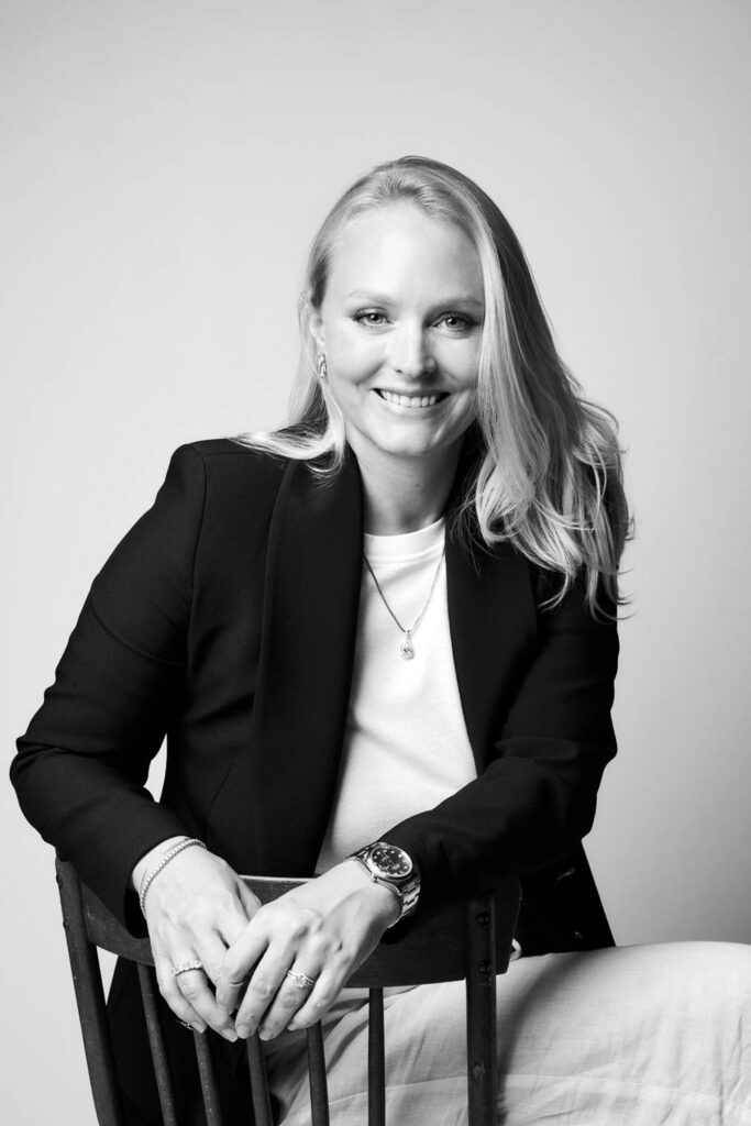 Ladies Drive No. 73: Watches & Jewelry. IRALIS. Milena Dold