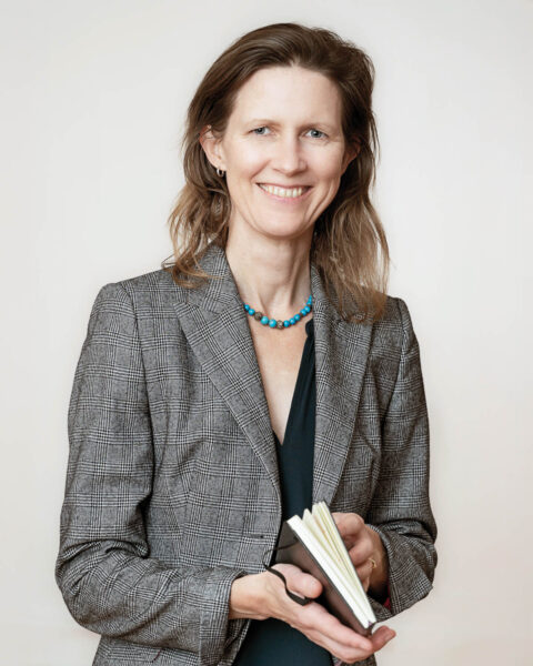 Anne-Marie Deans: Lead Without Armour