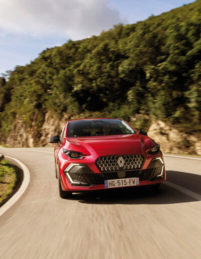 Renault Clio: On the Road to Independence