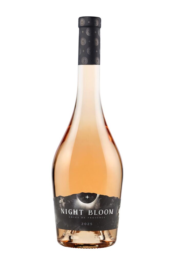 LadiesDrive.World. Das neue Premium-Herzstück der Marke: Night Bloom interpretiert Rosé als Wein für den Abend statt für die klassische Sommerterrasse.