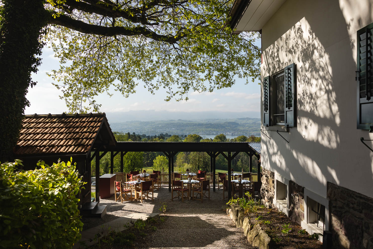 LadiesDrive.World. Restaurant Buech in Herrliberg