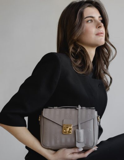 LadiesDrive.World. Mollerus