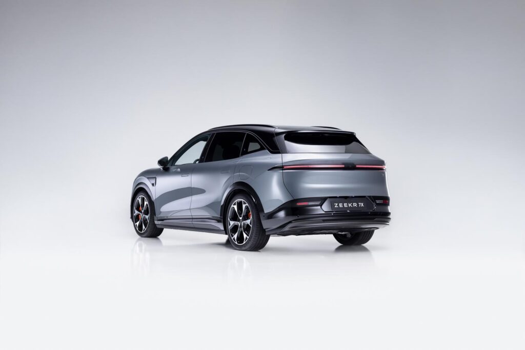 LadiesDrive.World. Zeekr 7X: Ein Schiff kam angesegelt