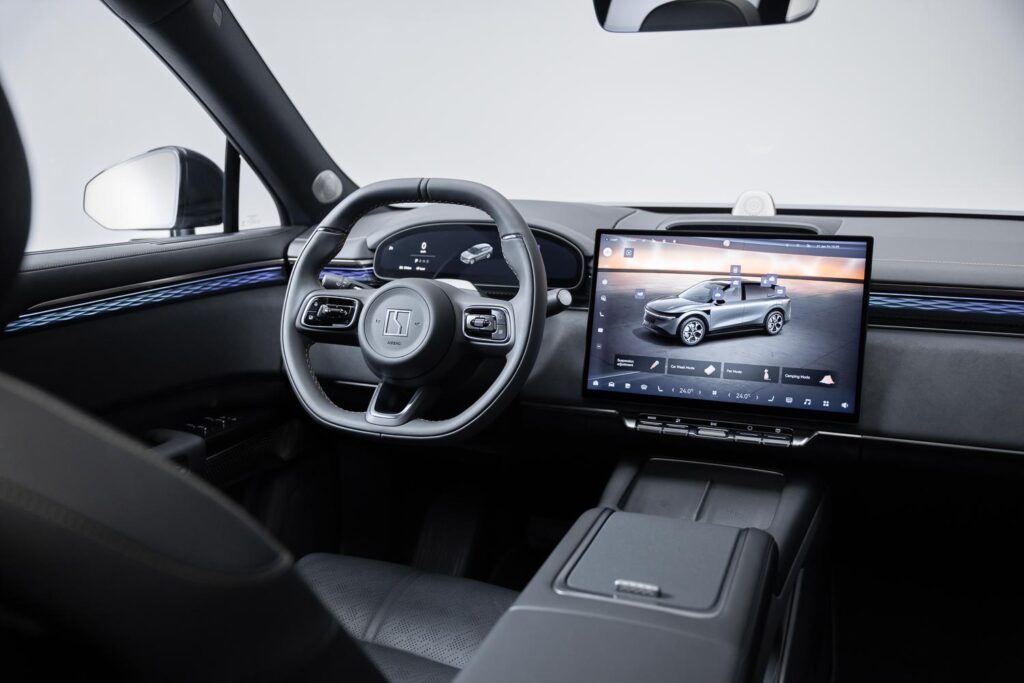LadiesDrive.World. Zeekr 7X: Ein Schiff kam angesegelt