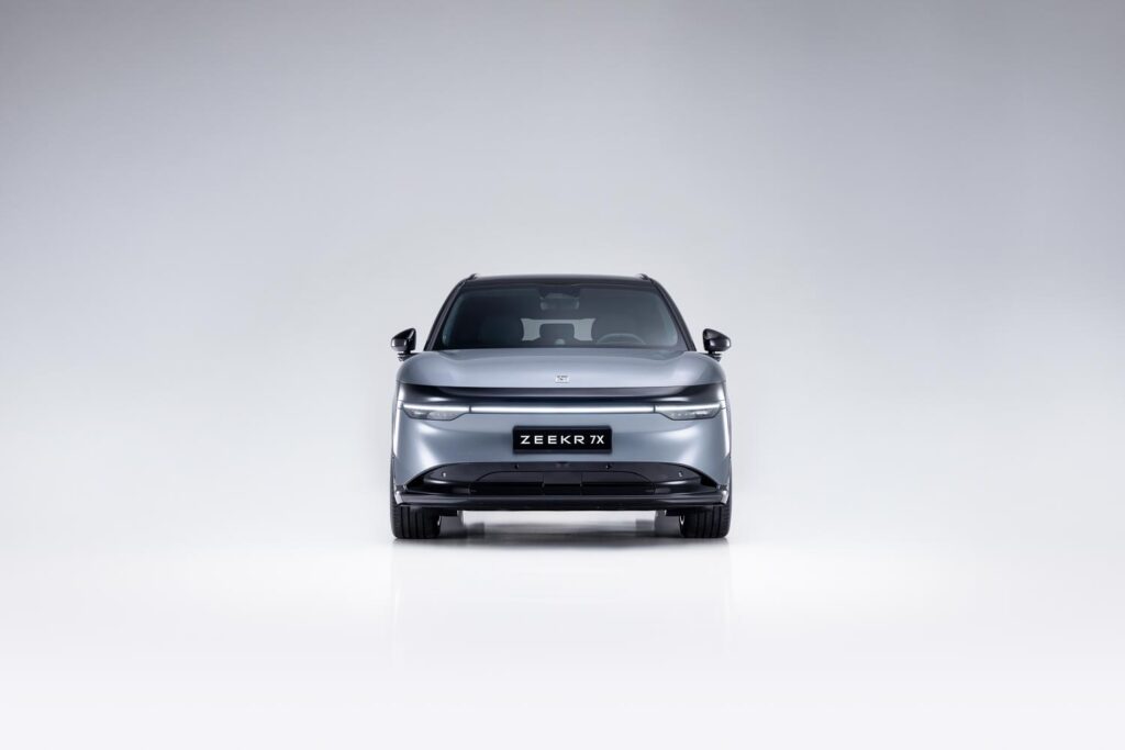 LadiesDrive.World. Zeekr 7X: Ein Schiff kam angesegelt