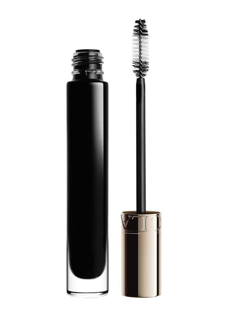Ladies Drive No. 74: Beauty Must Haves. CLARINS Wonder Perfect 5D