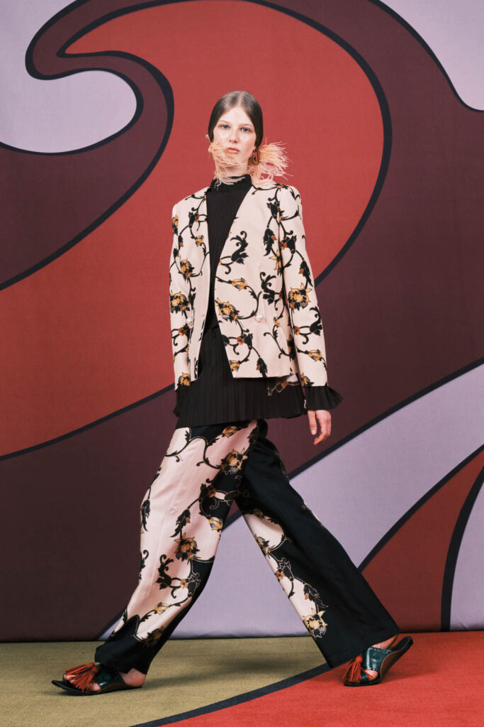 Ladies Drive No. 75. La DoubleJ fashion with vibrant prints and bold colour