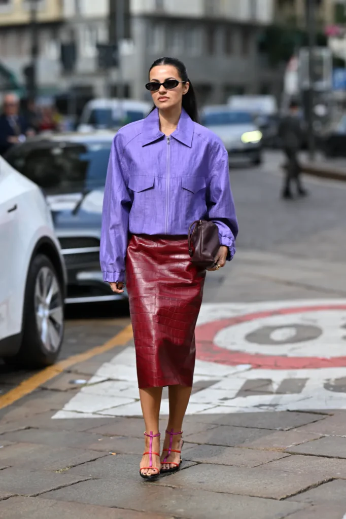 Pencil Skirts – figurbetonte Bleistiftröcke als Street-Style-Trend 2026, fotografiert von Yvonne Aeberhard Stutz während der Fashion Weeks in Mailand und Paris.